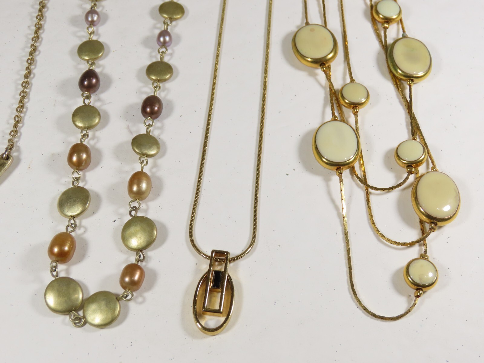 Lia Sophia Avon Necklaces Lot 9-17″ Gold Tone Gorgeous All Signed C5015