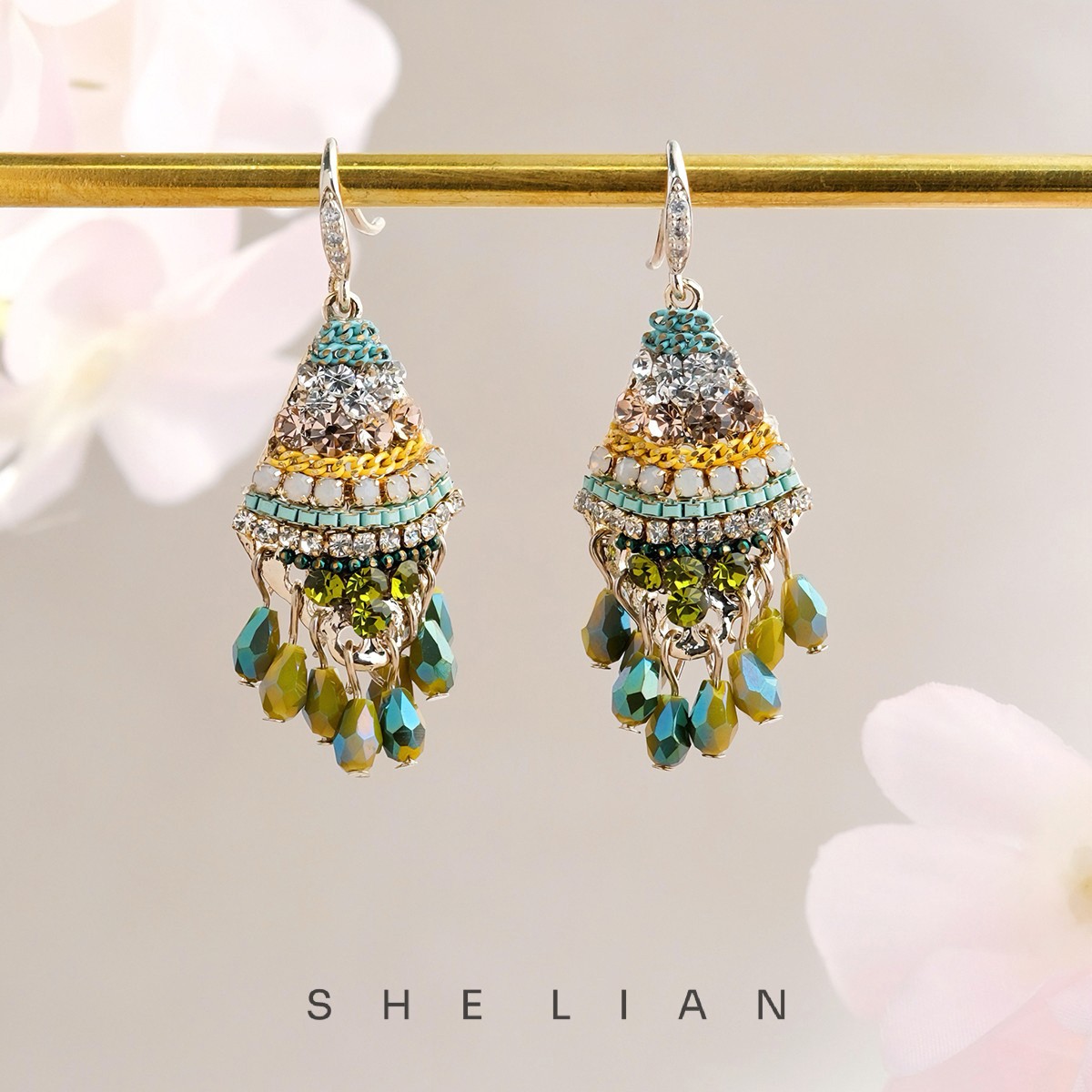 Minority Design Ear Ornaments Woman