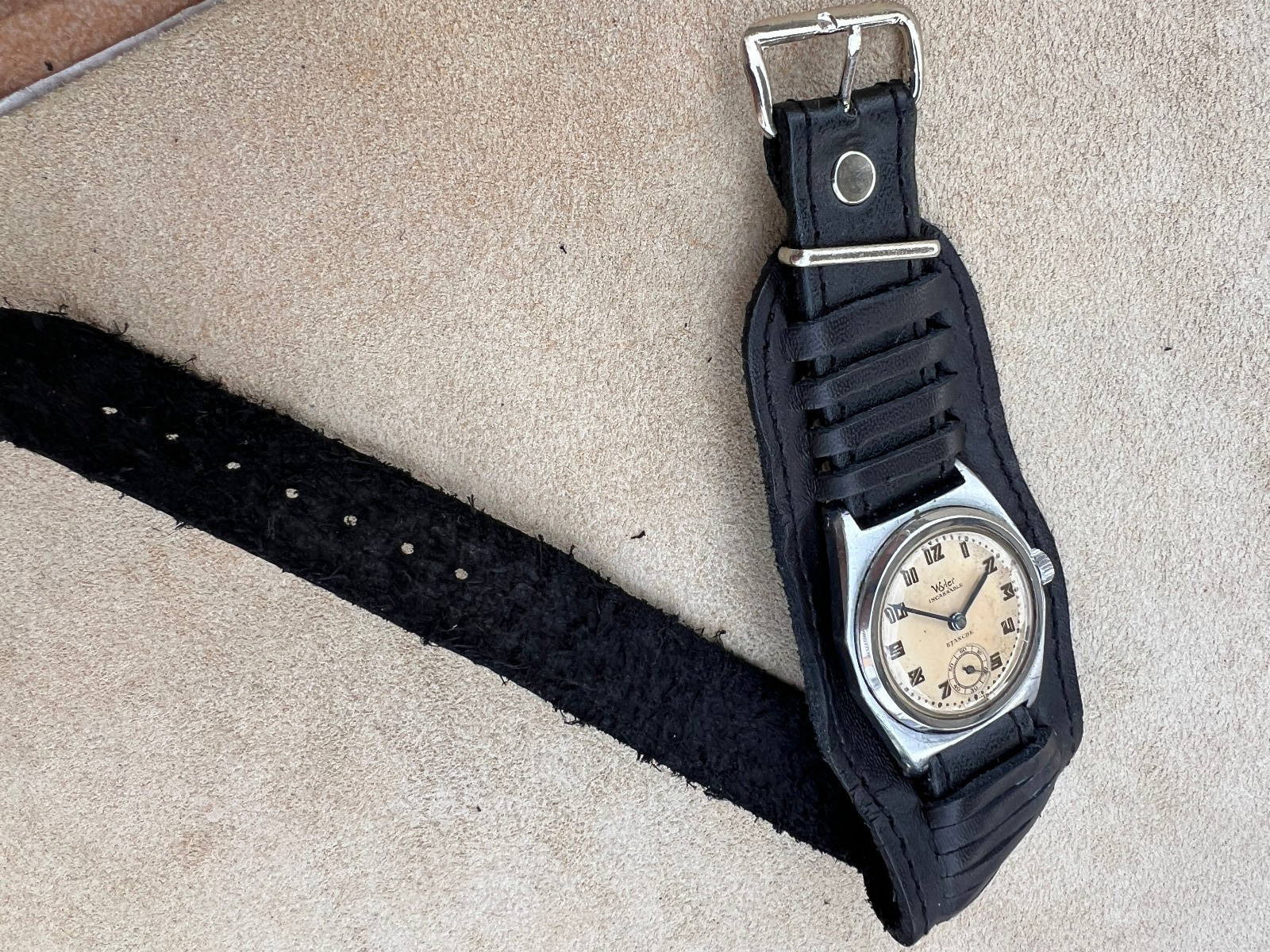Vintage Wyler rare ww2 Military Etanche watch Deco numbers Tropical dial Works