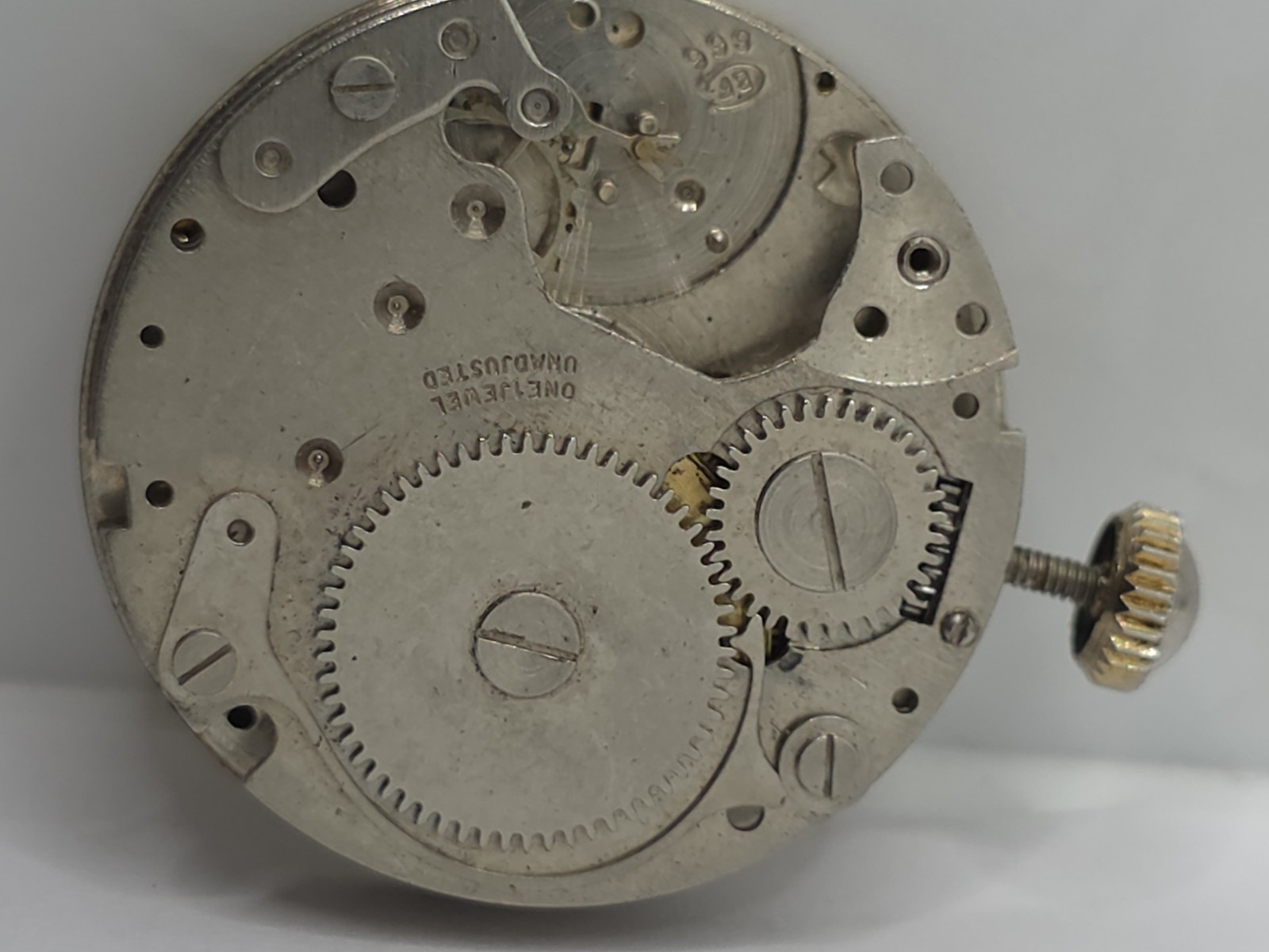 Vintage Watch Movement Cal. BFG 866 Main Spring Stem Crown Parts Read Descriptio