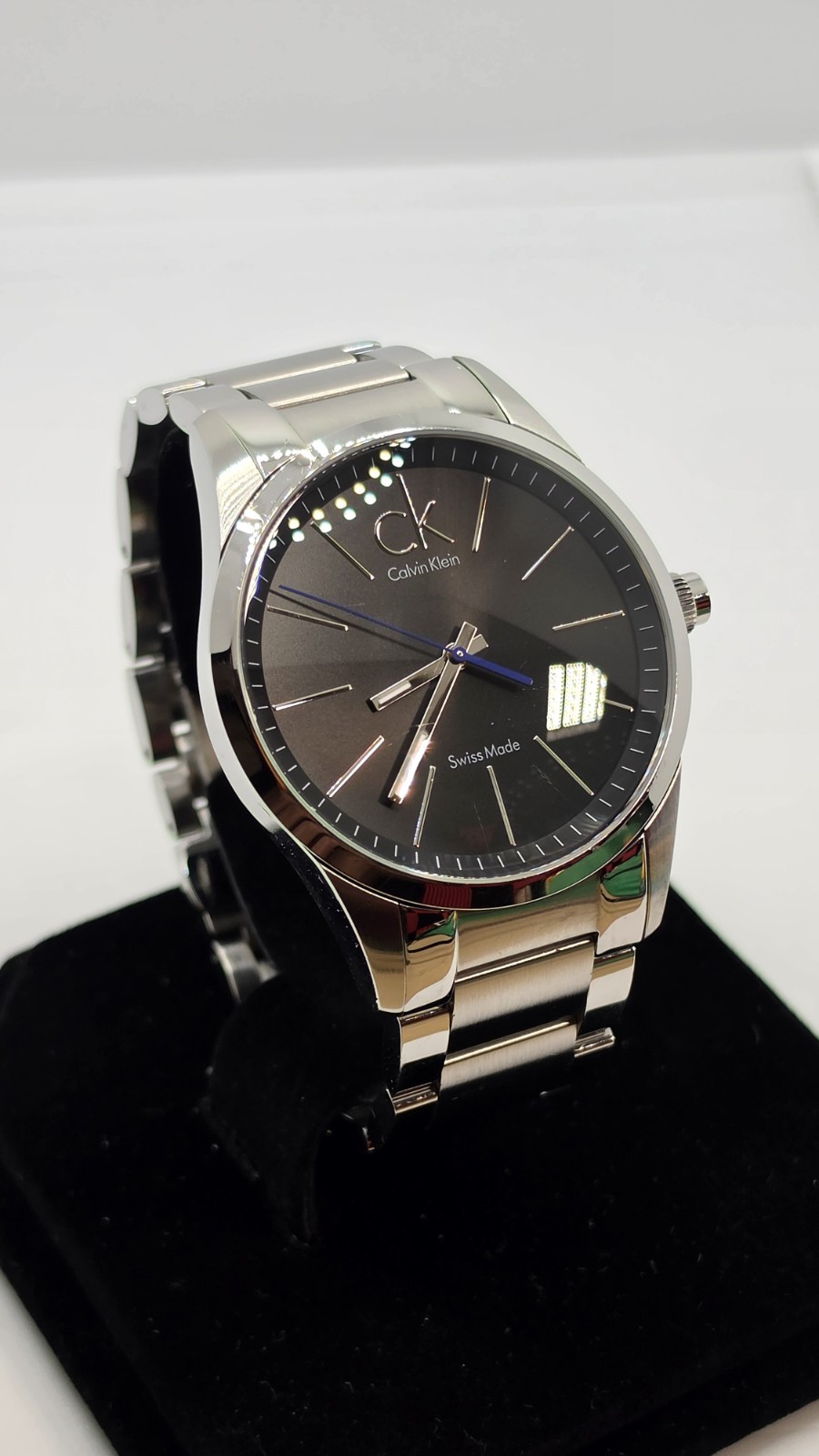 Calvin Klein CK Swiss Made Men’s Watch 44mm Black Dial New Battery 10 Bar Runs
