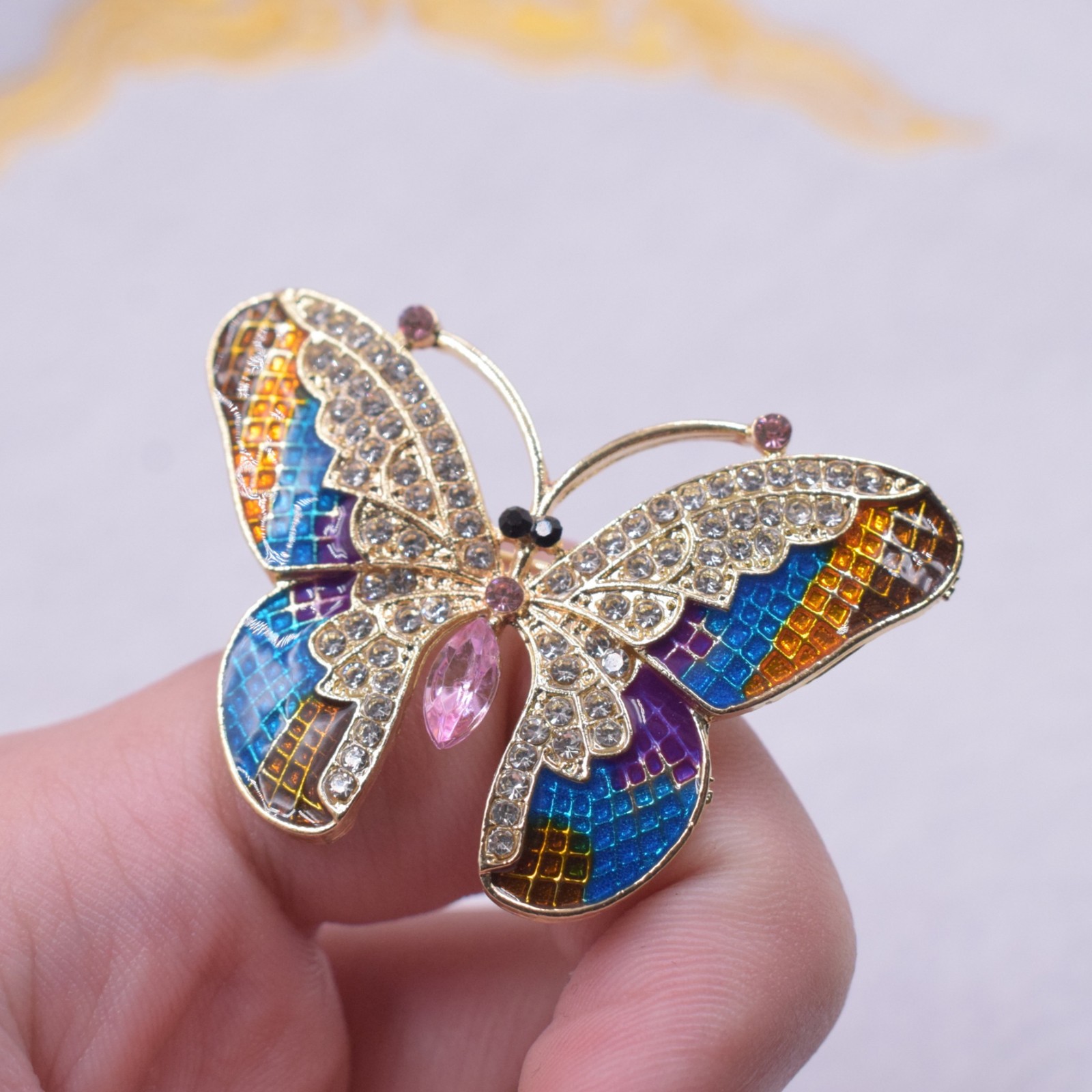 Fashion Luxury Colorful Rhinestone Butterfly Brooches for Women Insect Brooch
