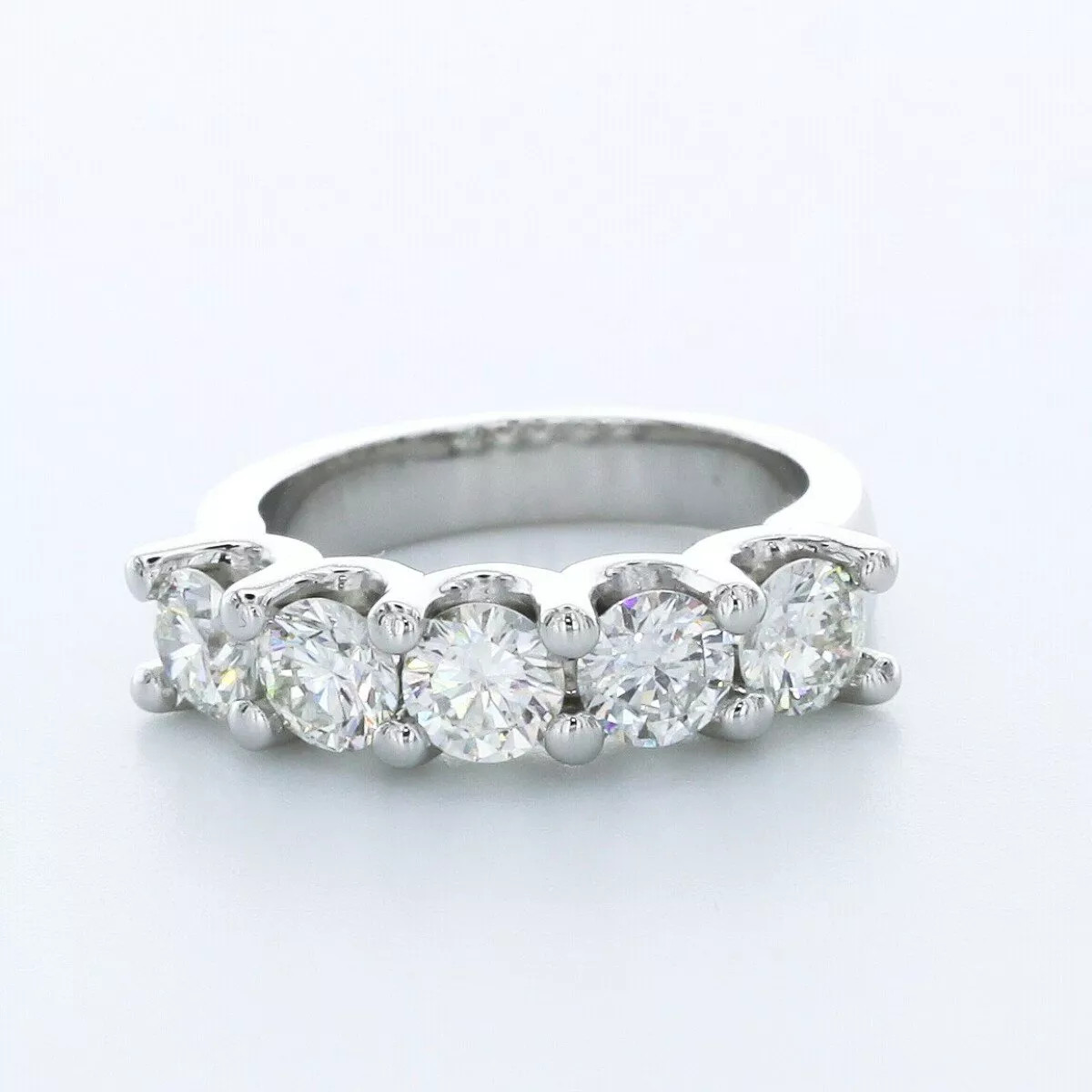 Classic Classic Wedding Band Solid Platinum 2.23 CT Round Natural Diamond H SI2