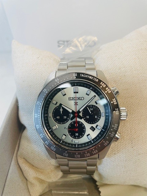 SEIKO PROSPEX SSC911 SPEEDTIMER Silver Panda Dial Metal Solar Chrono Watch $750