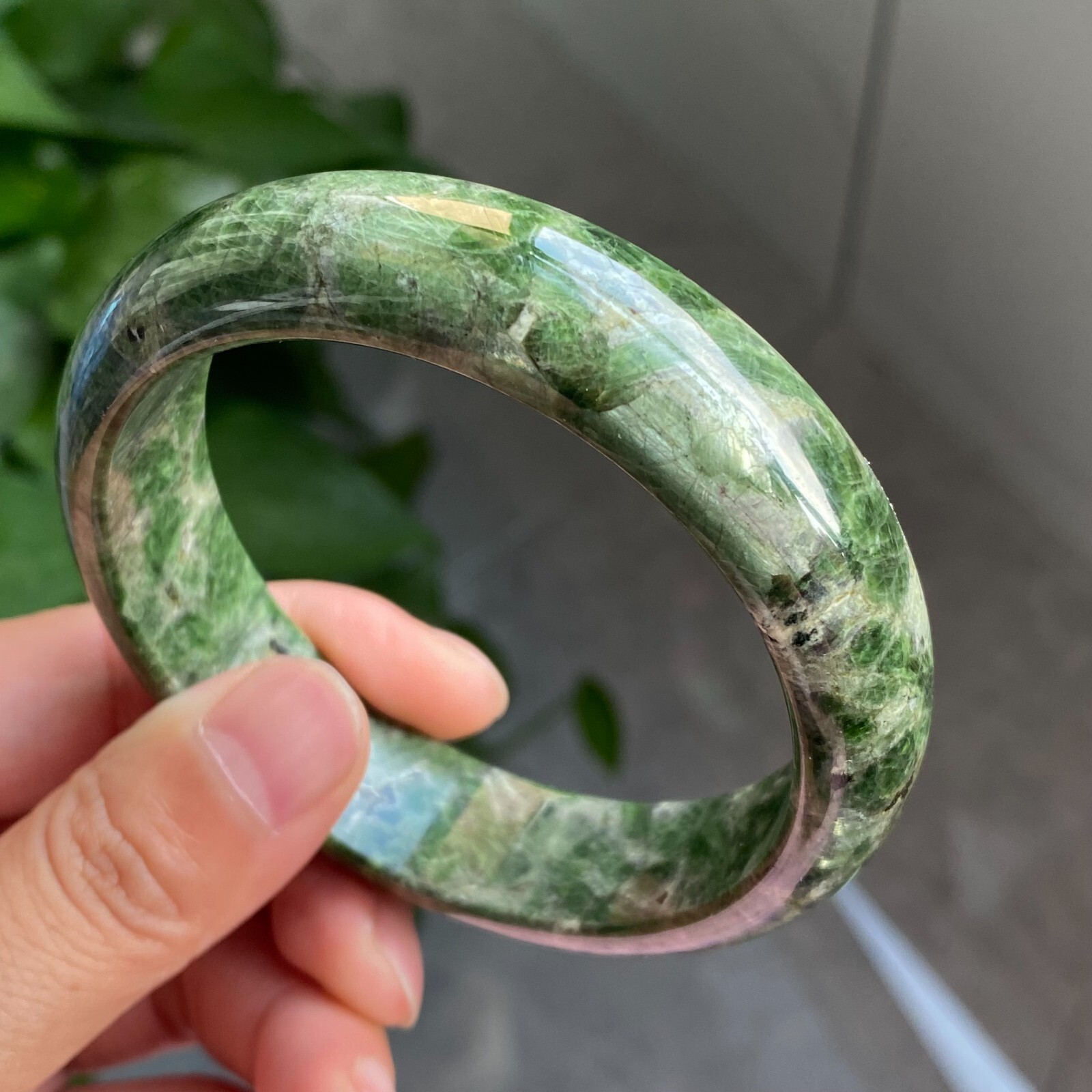 61mm Natural Green Diopside Crystal Quartz Bangle AAAA 5