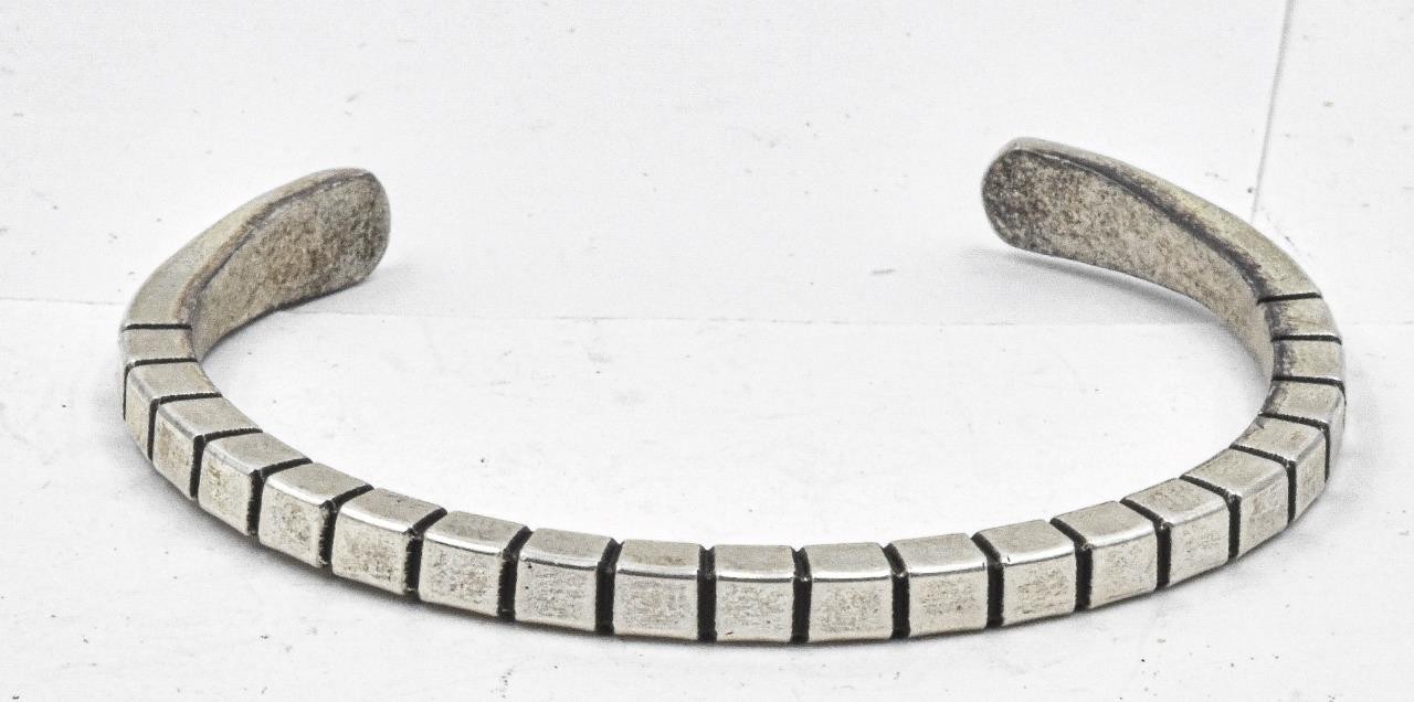 Vintage Sterling Silver RS Roger Skeet Hand made Native American Cuff bracelet