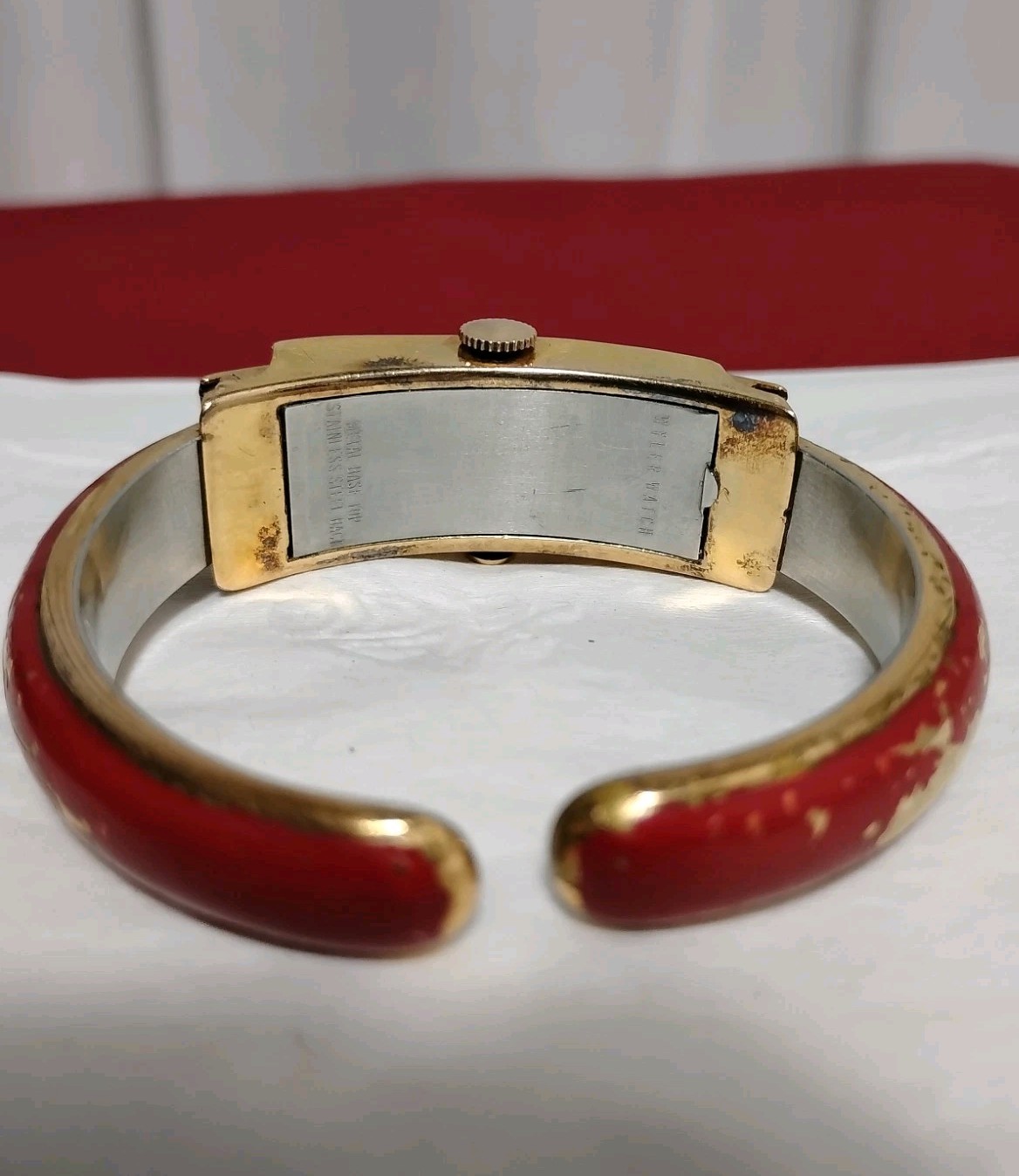 VINTAGE , RARE WYLER SWISS INCAFLEX PEEK-A-BOO BANGLE WATCH Runs