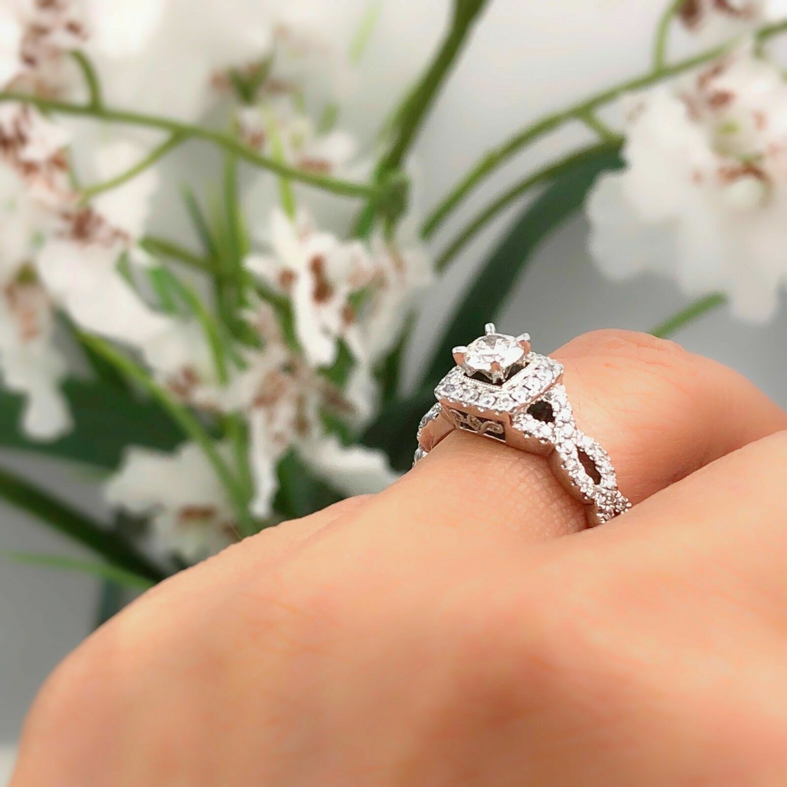 Neil Lane Diamond Engagement Ring Twisted Band 1.00 tcw 14k White Gold $3,300