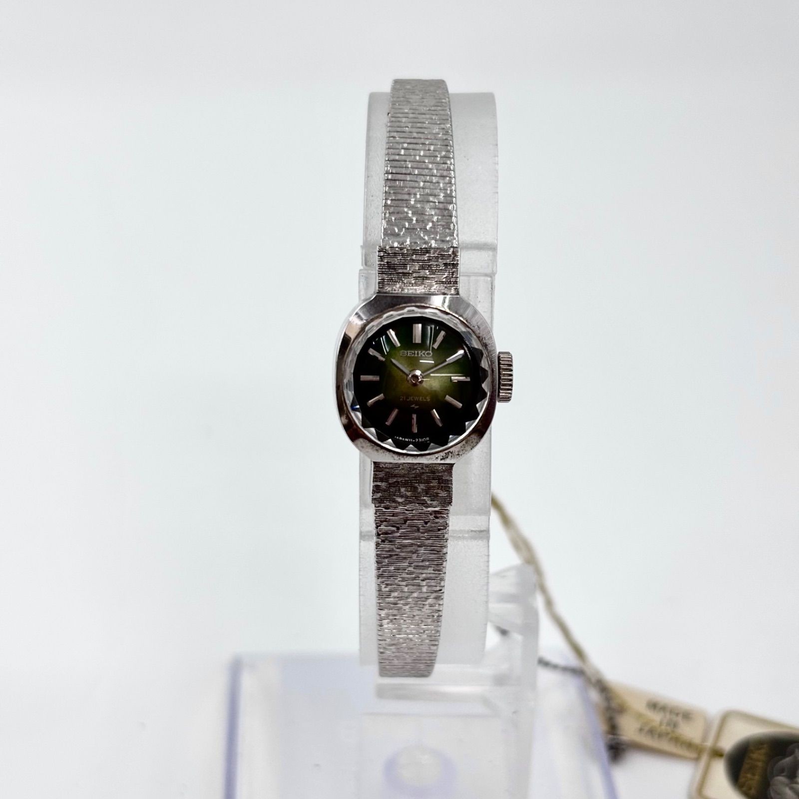 Working Dead SEIKO wristwatch hand wound green gradient dial 21 jewels made by S