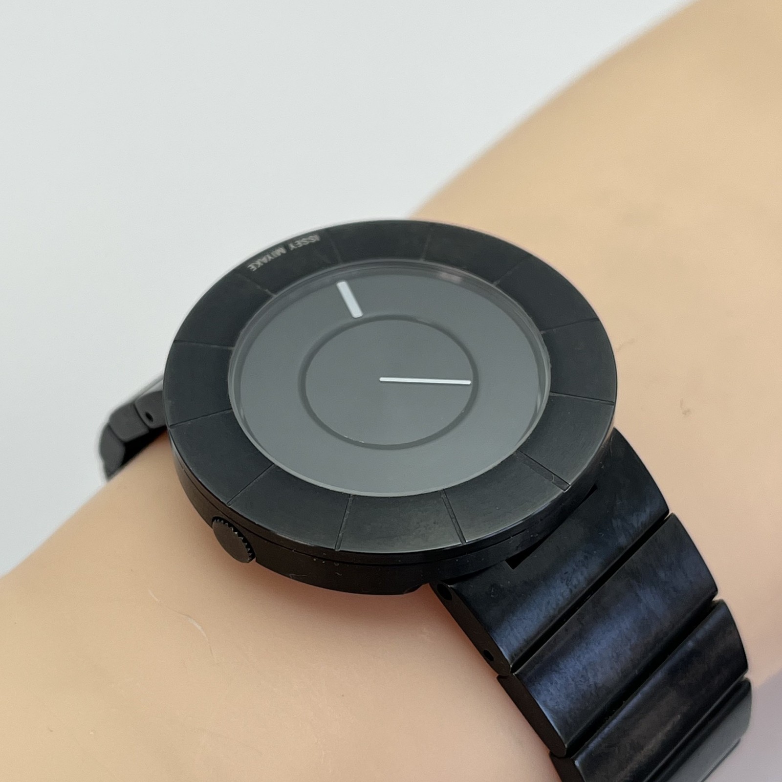 Issey Miyake TO by TOKUJIN YOSHIOKA VJ20-0010 Qz Japan Designer Watch Black#637B