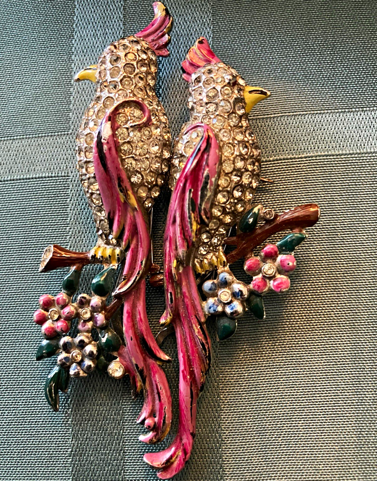 Coro 1940’s Calopsitta Bird Duette Brooch Pin Fur Clip