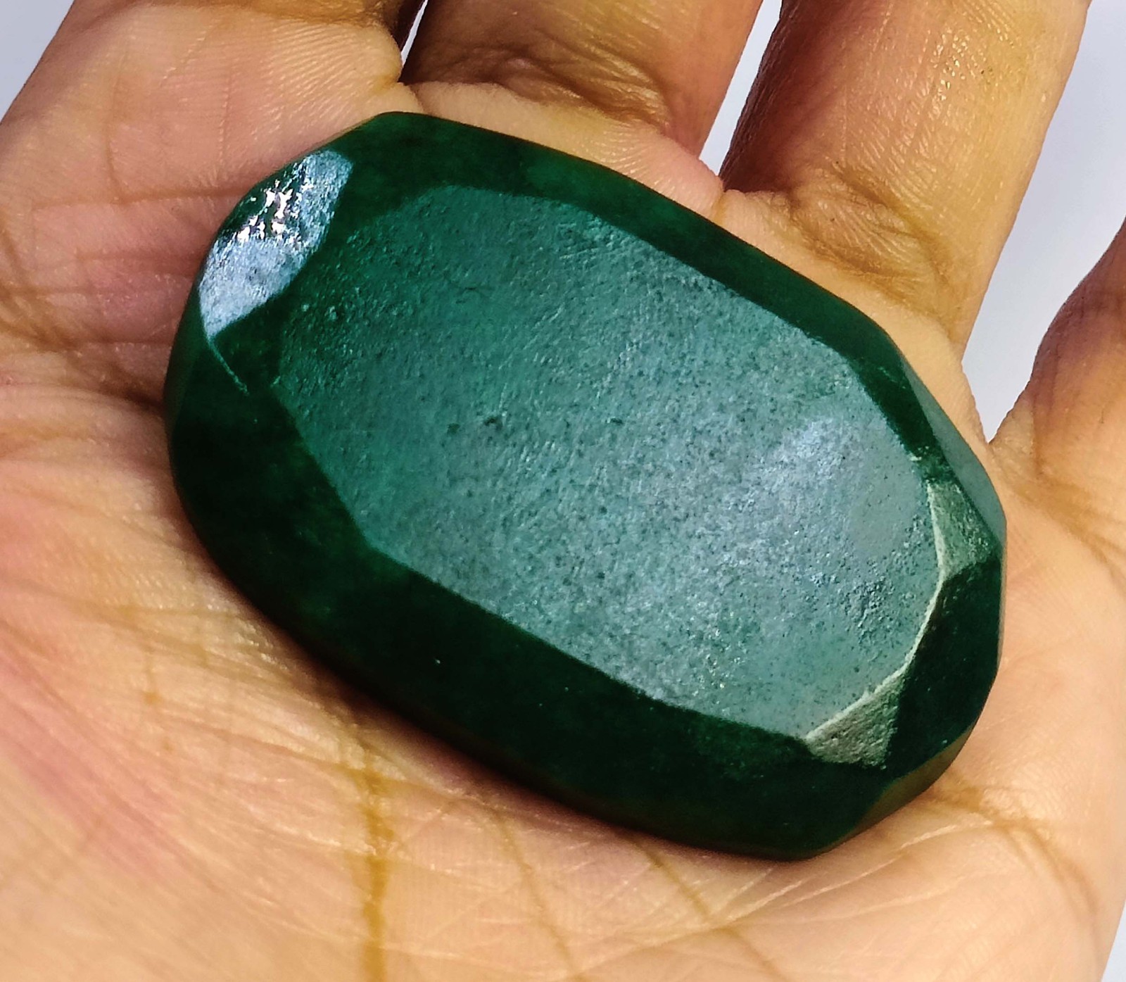 Beautiful Quality Natural Green Emerald 106 Ct Oval Shape IGL Gemstone 6AHL