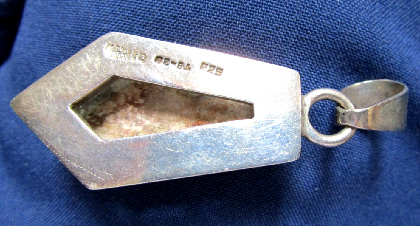 VTG Mexico Sterling 925 Onyx Pendant 42 gms Pentagon Open Raised Pillars 2 Layer