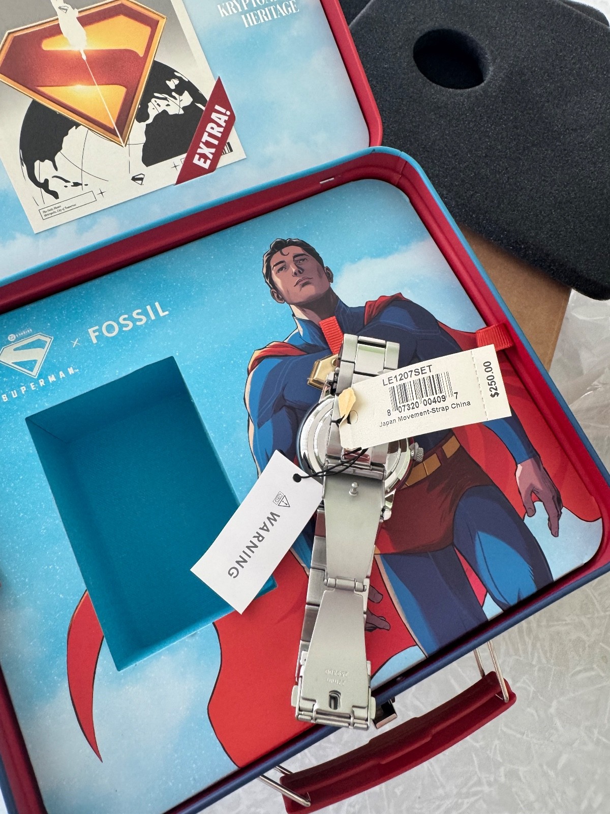 RARE NEW Fossil x Superman LE1207SET 986/2538 Watch & Pin Set