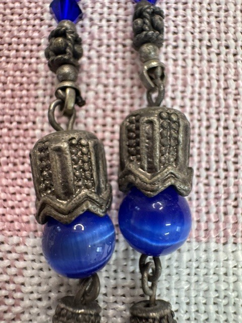 Vintage Czech Style Cobalt Blue Glass Sautoir Lariat Necklace Cat’s Eye 36″ Boho