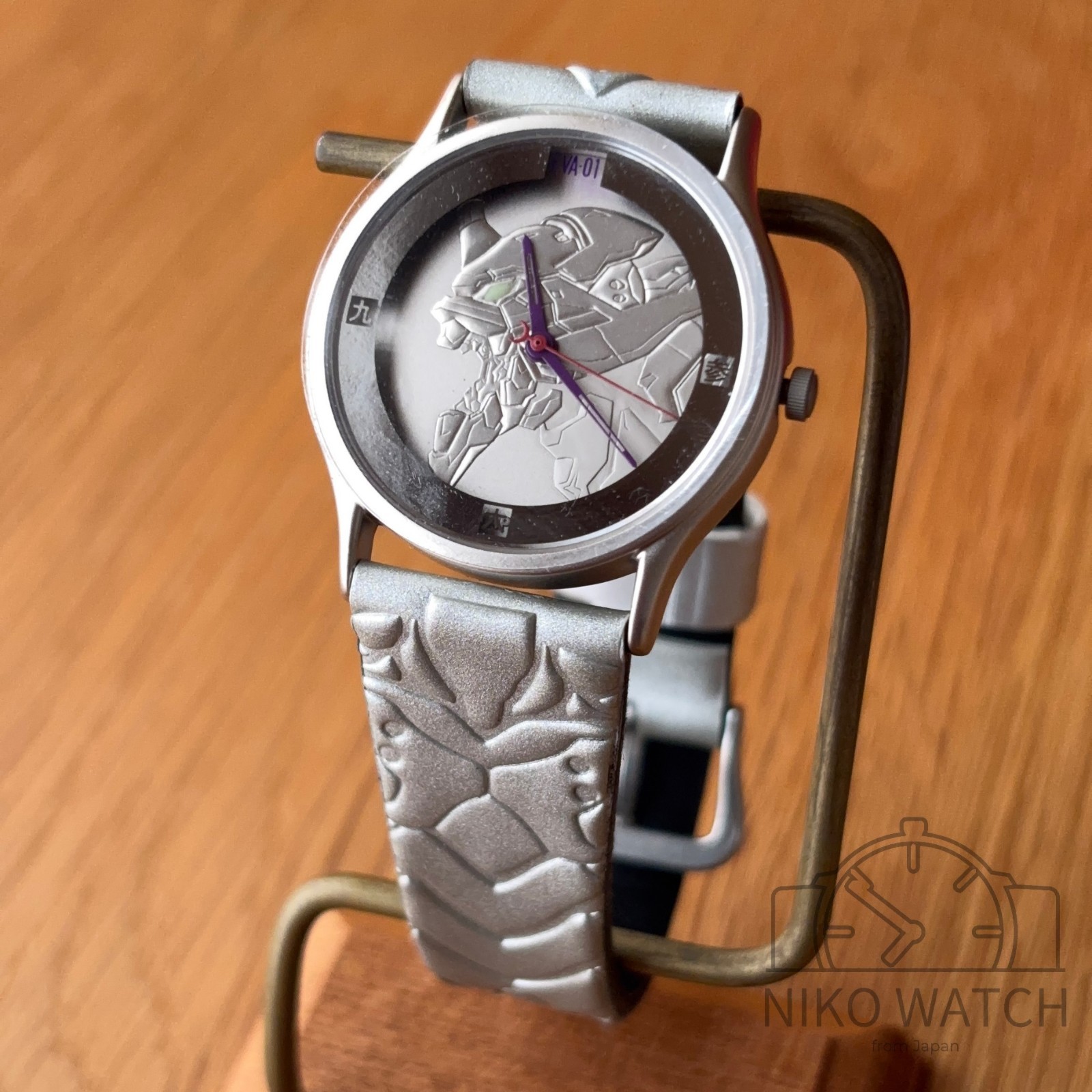 Evangelion EVA Unit 01 silver watch Mens w/Wooden Box & Paper [Near Mint+]