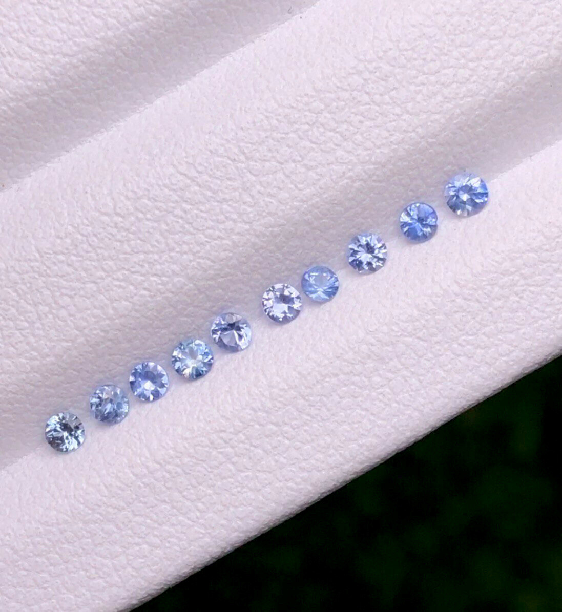 3.03Cts 1.5 To 2mm Round 100% Natural Light Blue Sapphire Loose Gemstone