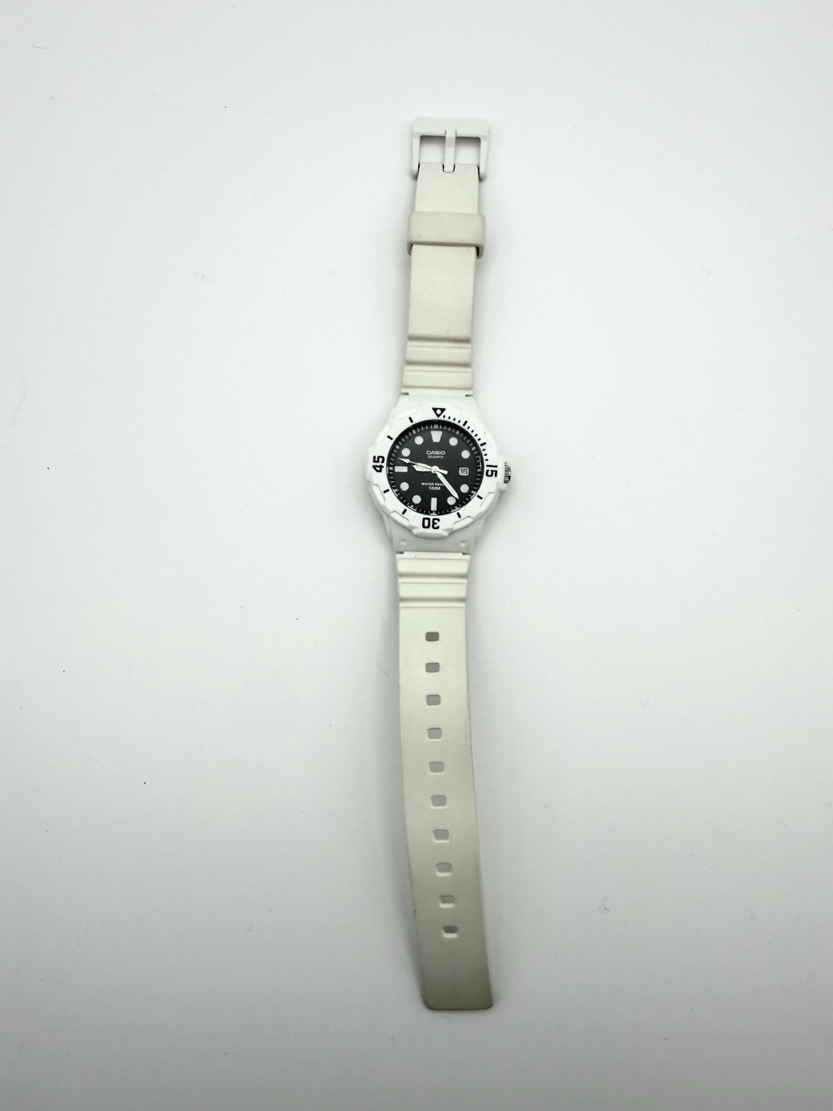 Casio LRW-200H Quartz 100M Diver Watch Date Black Dial White Resin Strap