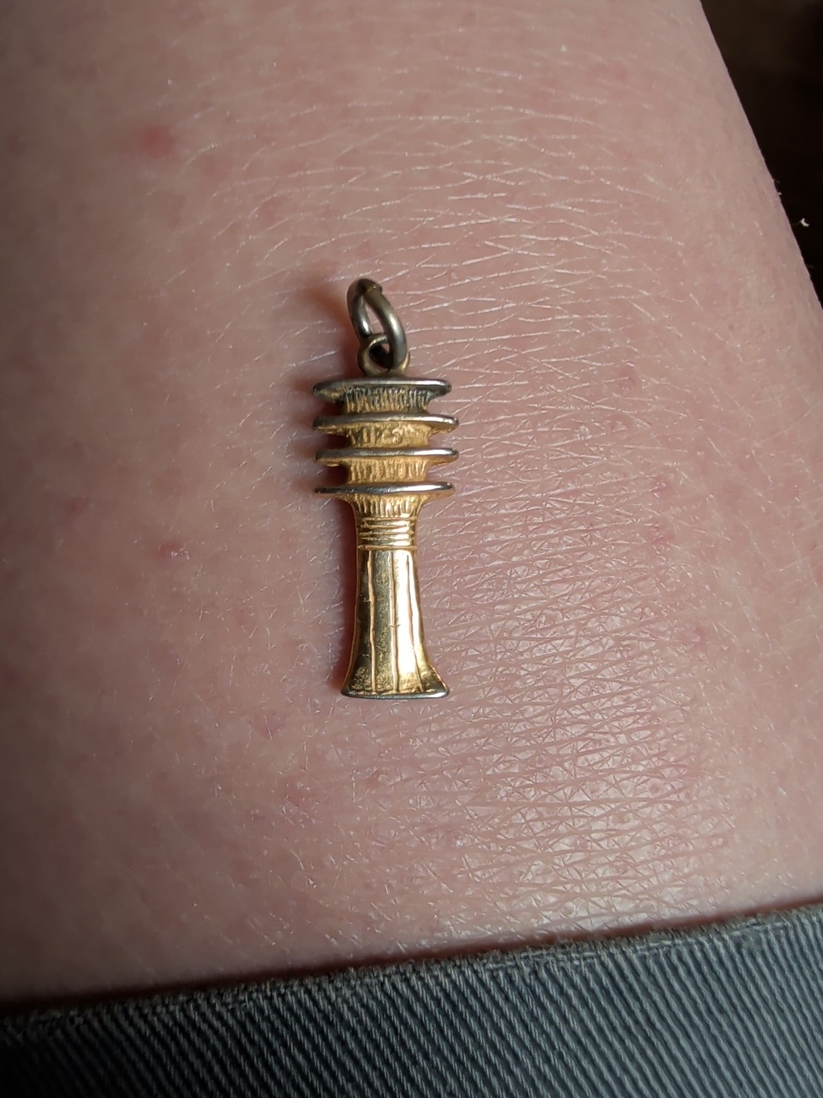 MMA 1976 DJED PILLAR PENDANT Treasures of Tutankhamun Exhibit Gold Plated RARE