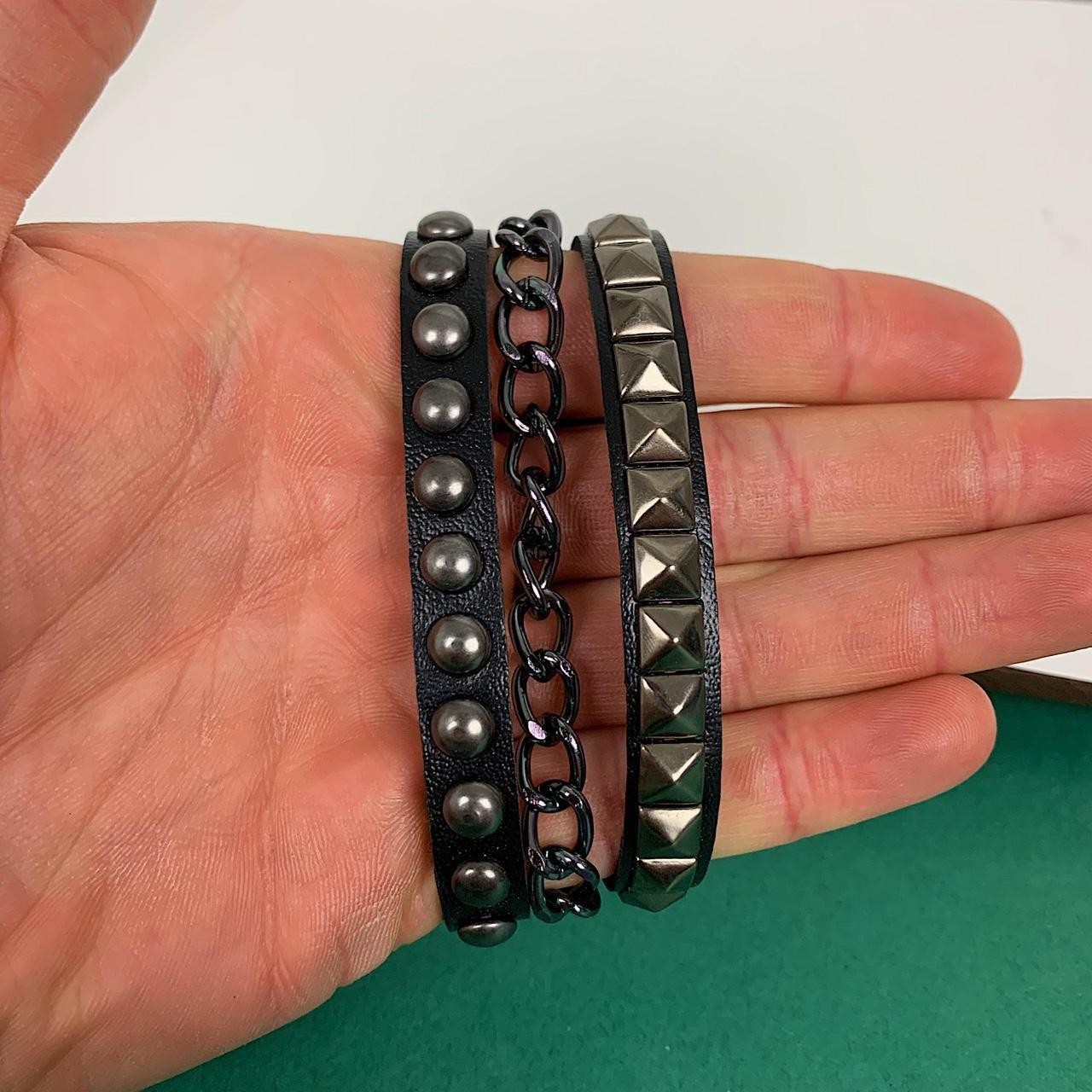 Grunge Y2K style Black and silver studded spike bracelet set