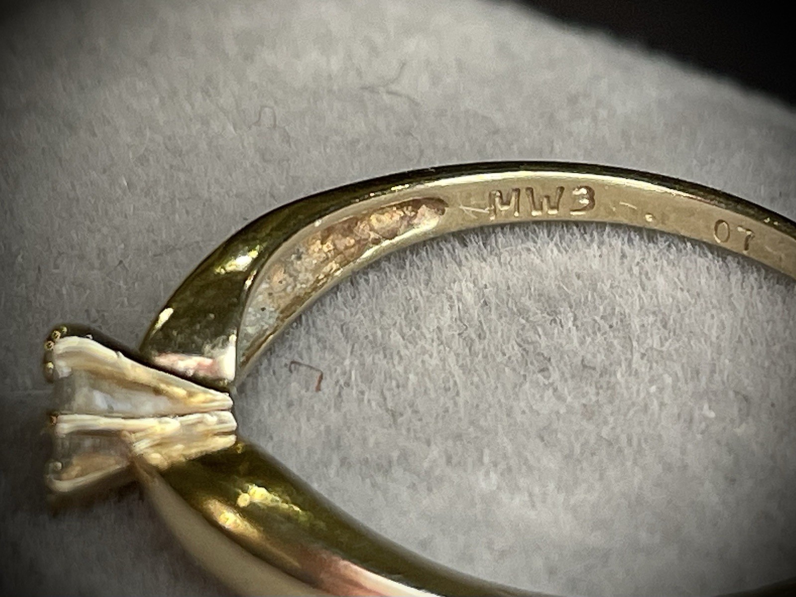 Gabriel & Co. Diamonds & Gold ~~ Literally the Cutest Ring ~~ Size 5.5
