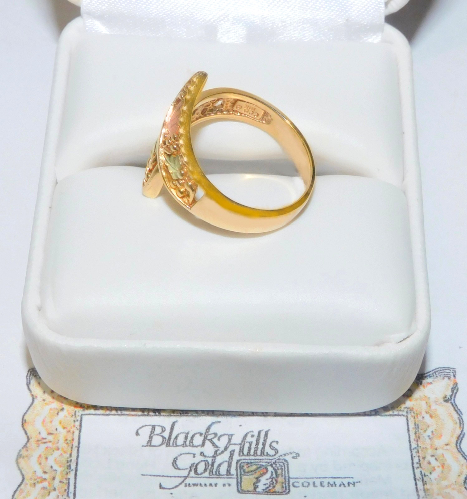 Black Hills Gold 10k Coleman Bypass Leaves Ring Size 6 1/4
