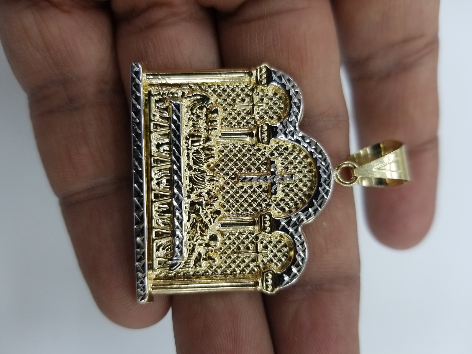 10KT Gold Last supper 2Tone pendant 4mm Bail 100% genuine Gold, New 7.0 grm