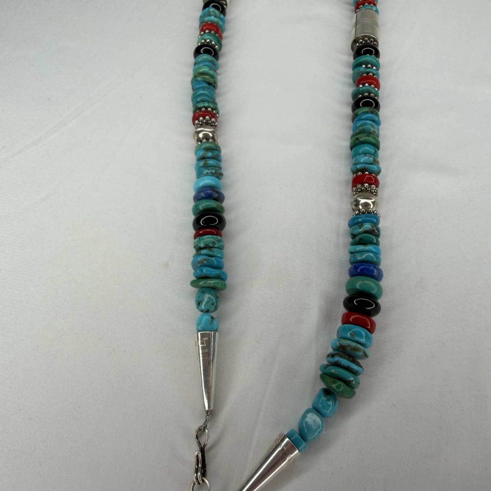 Unmarked Tommy Singer Turquoise Beaded Necklace Native American Style Blue