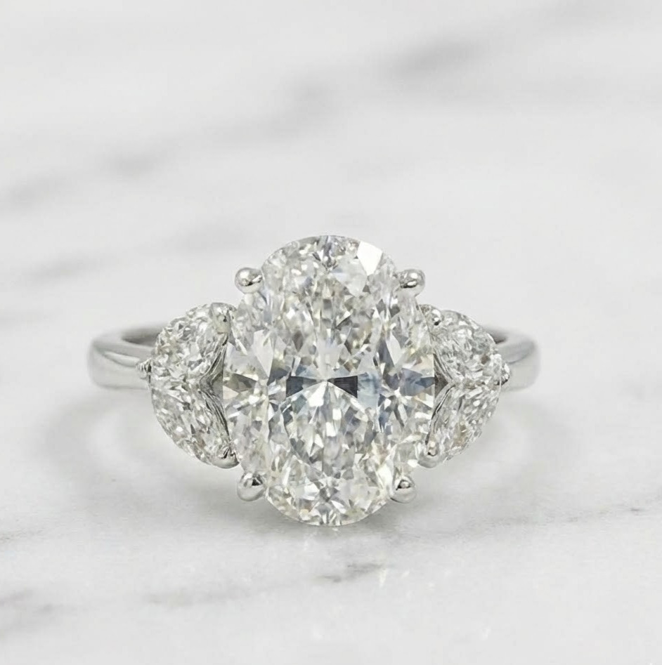 2Ct Oval E-F VS1 Lab Grown Diamond Five Stone Engagement Ring IGI 14K White Gold