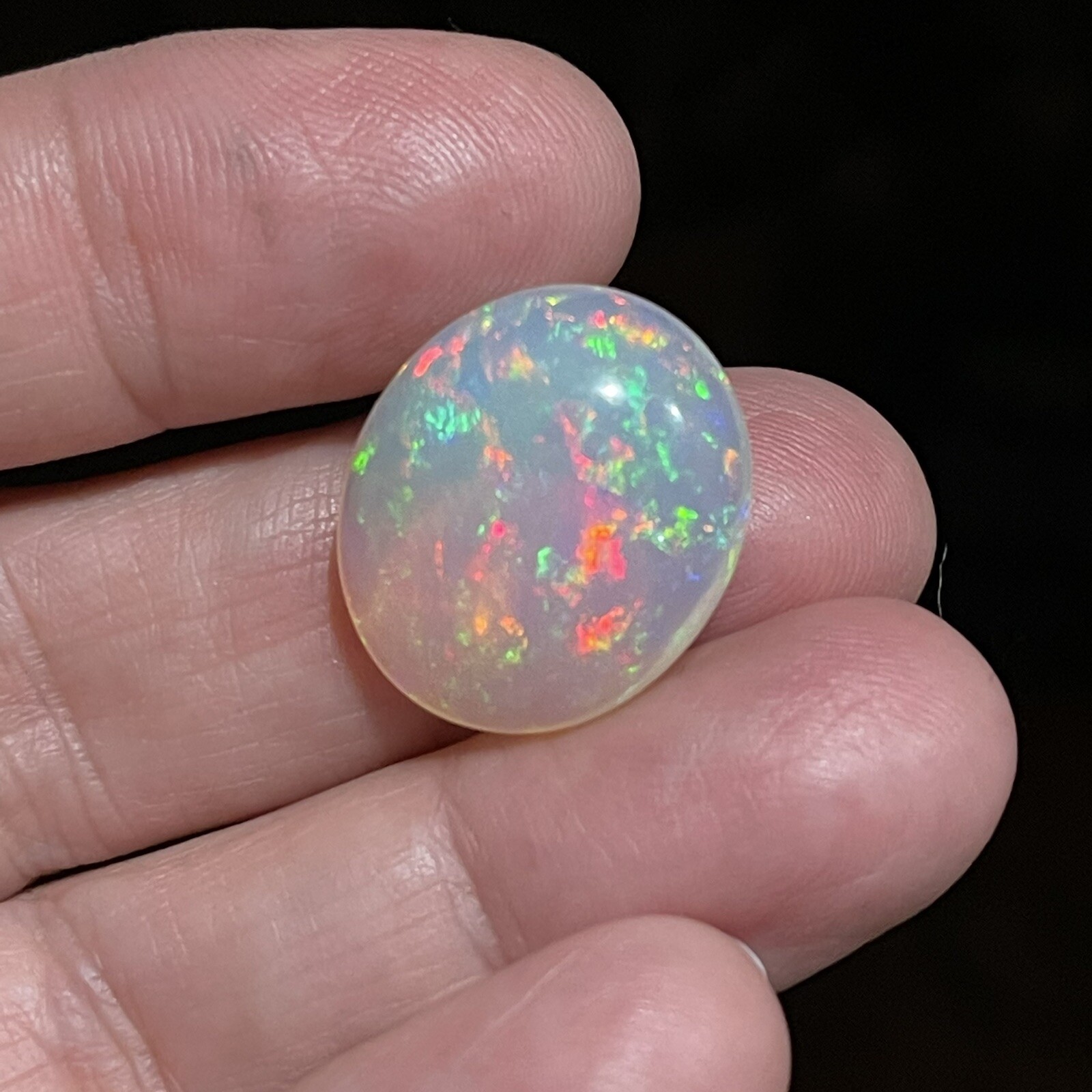 13.3ct 20.4×17.4×8.7mm Huge Clear Sparkling Oval Welo Opal Gemstone Loose Gem