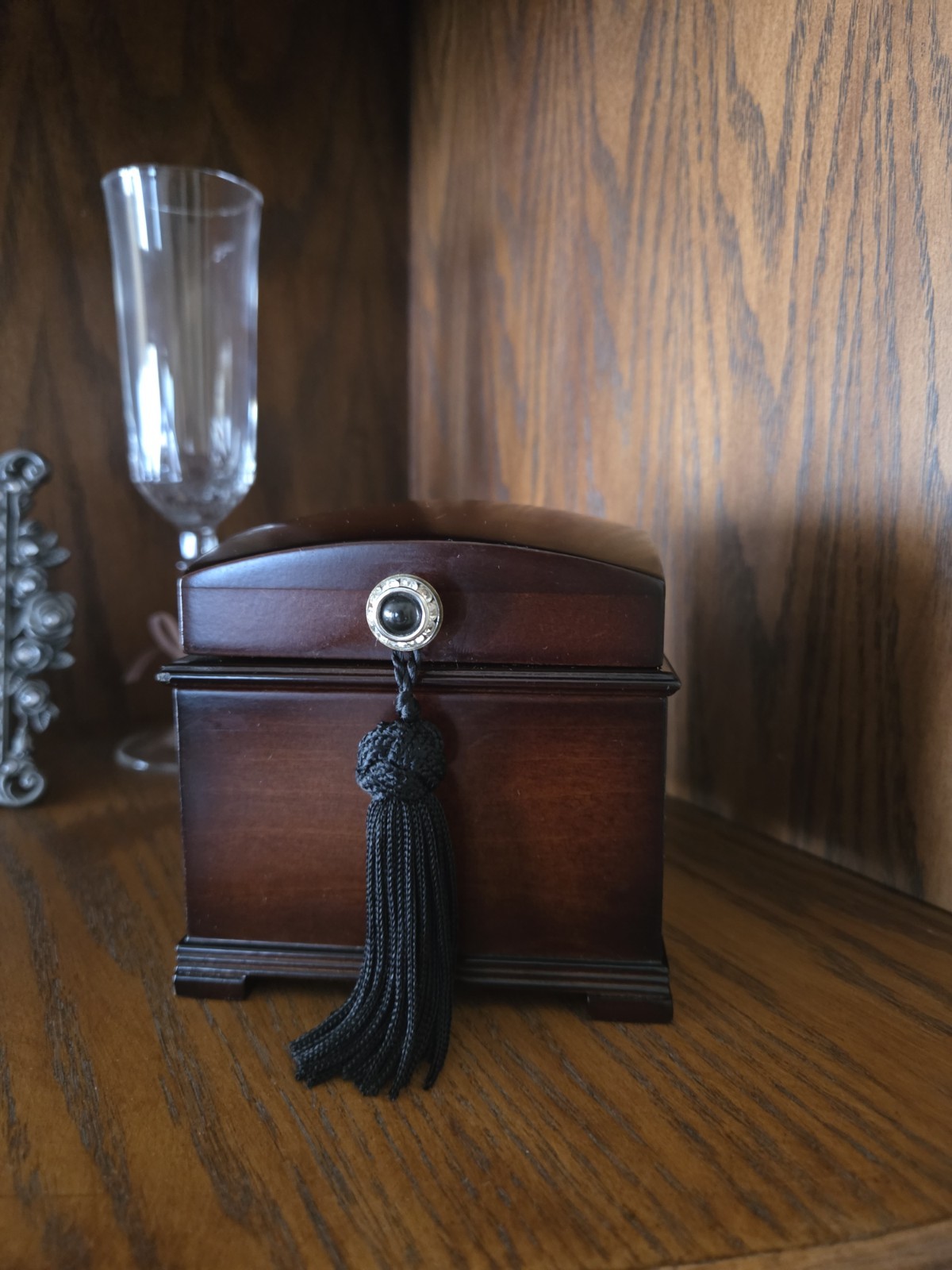 Vintage Bombay music jewelry box Solid Wood