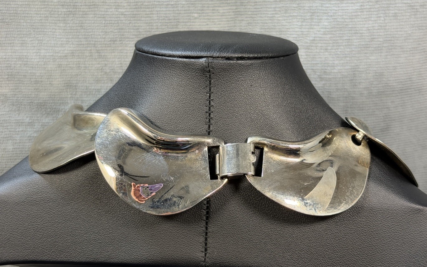 Vintage Modernist Statement Necklace Silver Tone Mirror Finish Chunky Collar