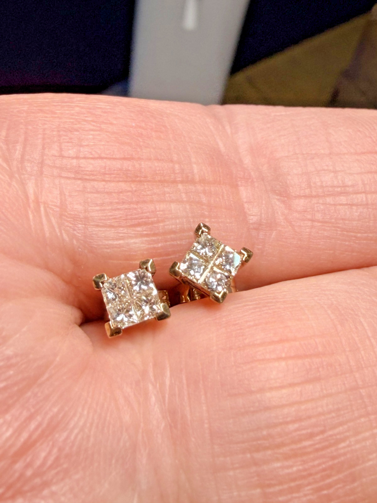 Vintage Gold Stud Earrings – Lab Diamonds? – 9K Solid Gold