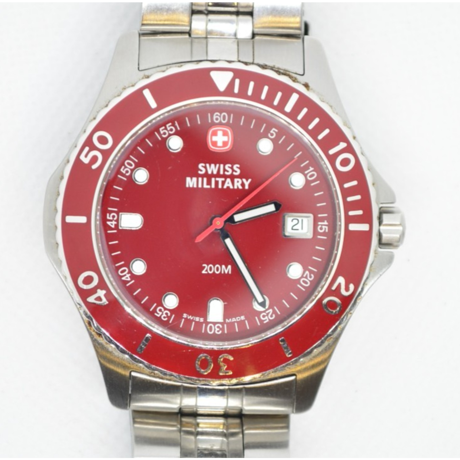 Swiss Military Mens Watch 095-1674 Red Dial Stainless Steel Quartz Fresh Battery