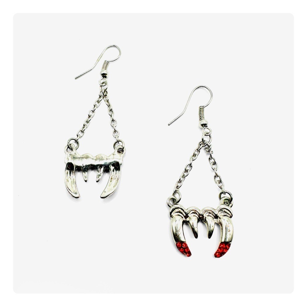 Vintage Vampire Fangs Halloween Fashion Forward Dangling Earrings Silver/Red