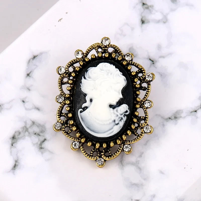 Vintage Victorian Style Cameo Brooch Pin Petite Black & White Rhinestone New