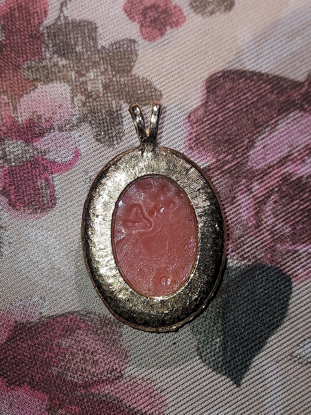 Vintage Cameo Style Pendant