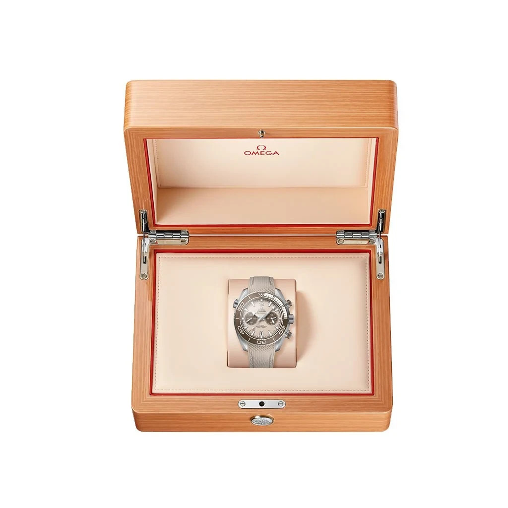 Omega Seamaster Planet Ocean 600M Beige Dial Chronograph 215.32.46.51.09.001