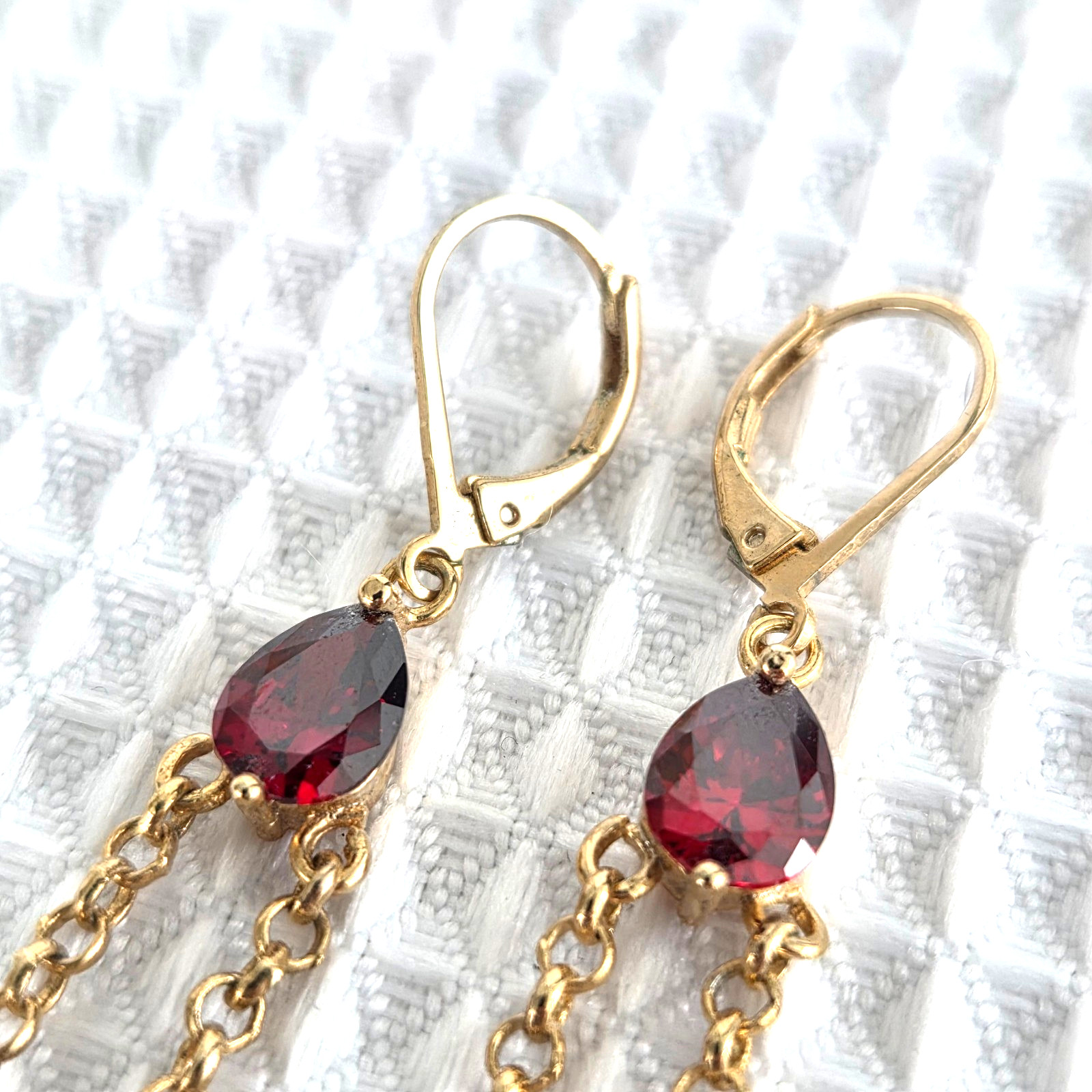 Golden Dangle Earrings Faux Gemstone Chain Green Purple Red Teardrop 2.5″