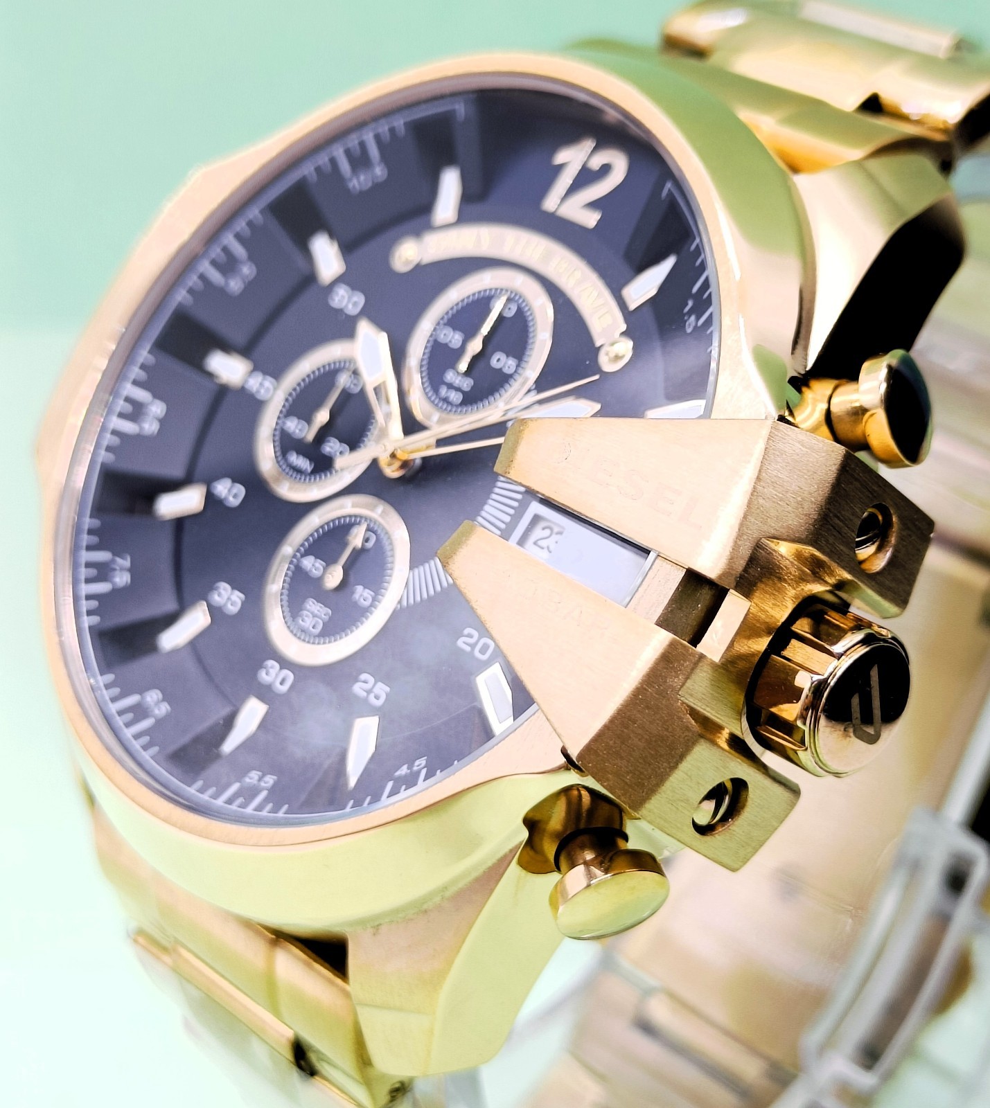 Awesome Diesel 10 Bar “ONLY THE BRAVE” Chronograph Quartz Men’s Wrist Watch