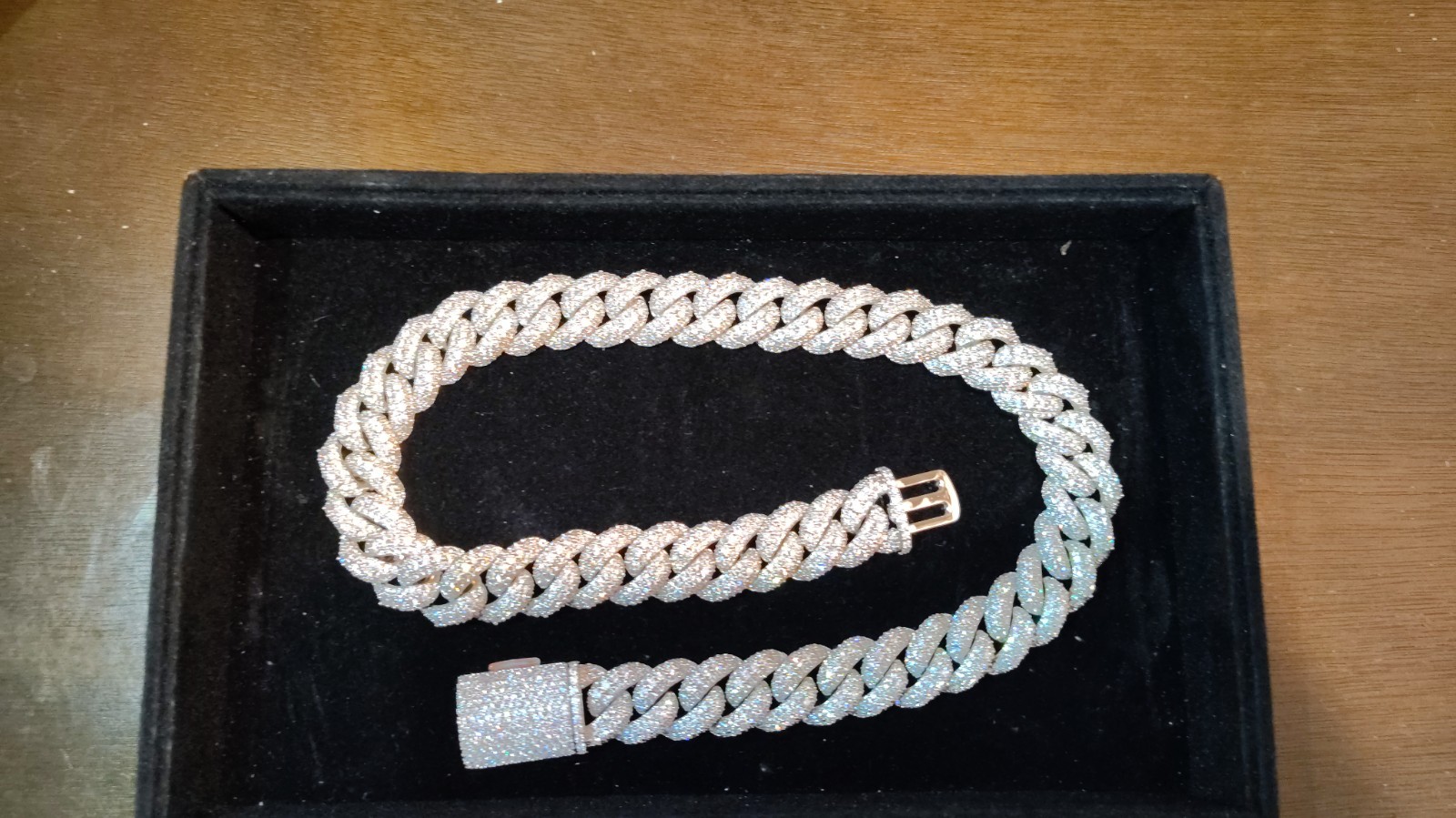 Iced Out 18mm VVS Moissanite Cuban Link Chain 20 Inch