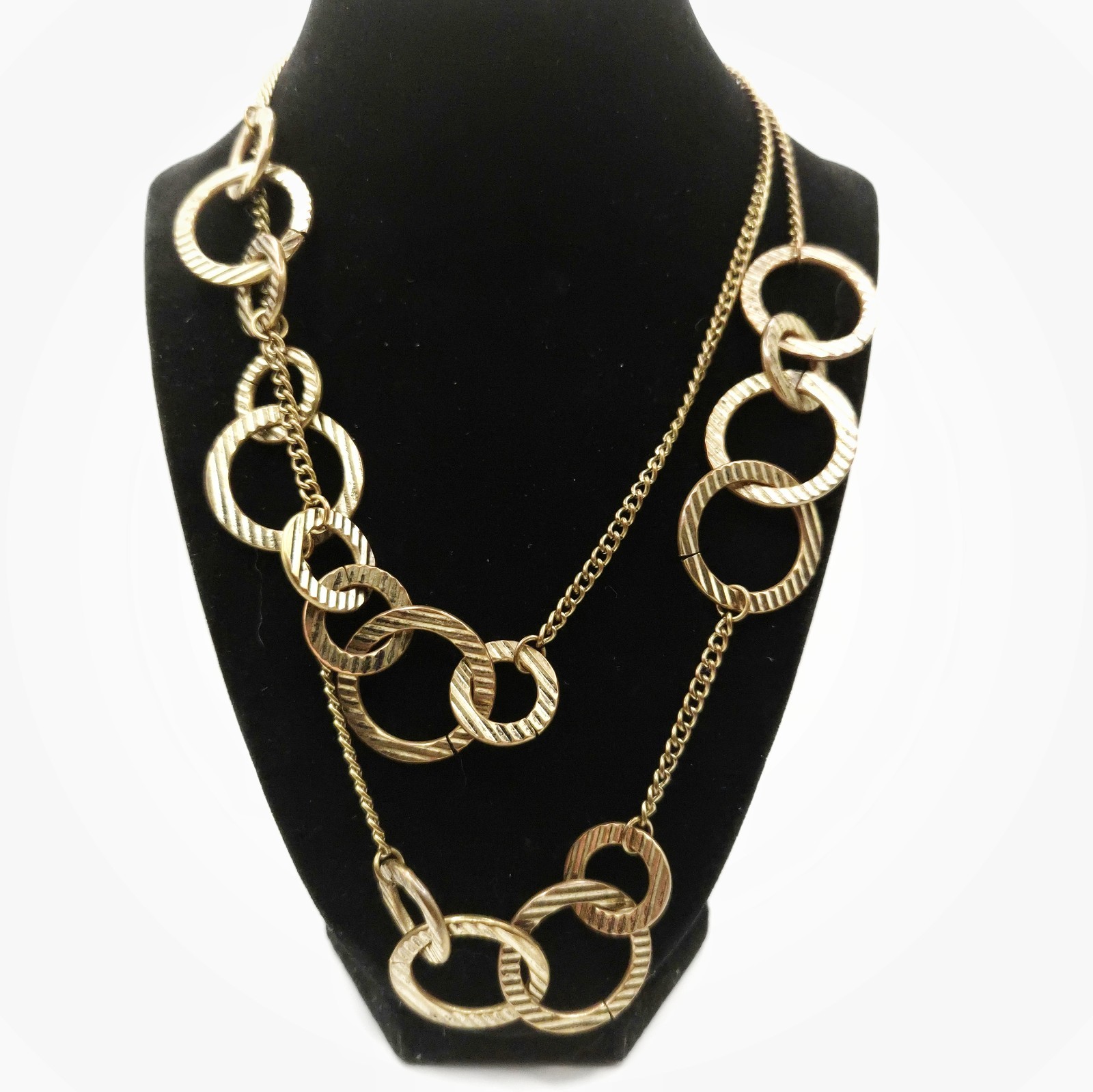 Long Gold Tone Circle Link Necklace Minimalist Abstract Modern Fashion Jewelry