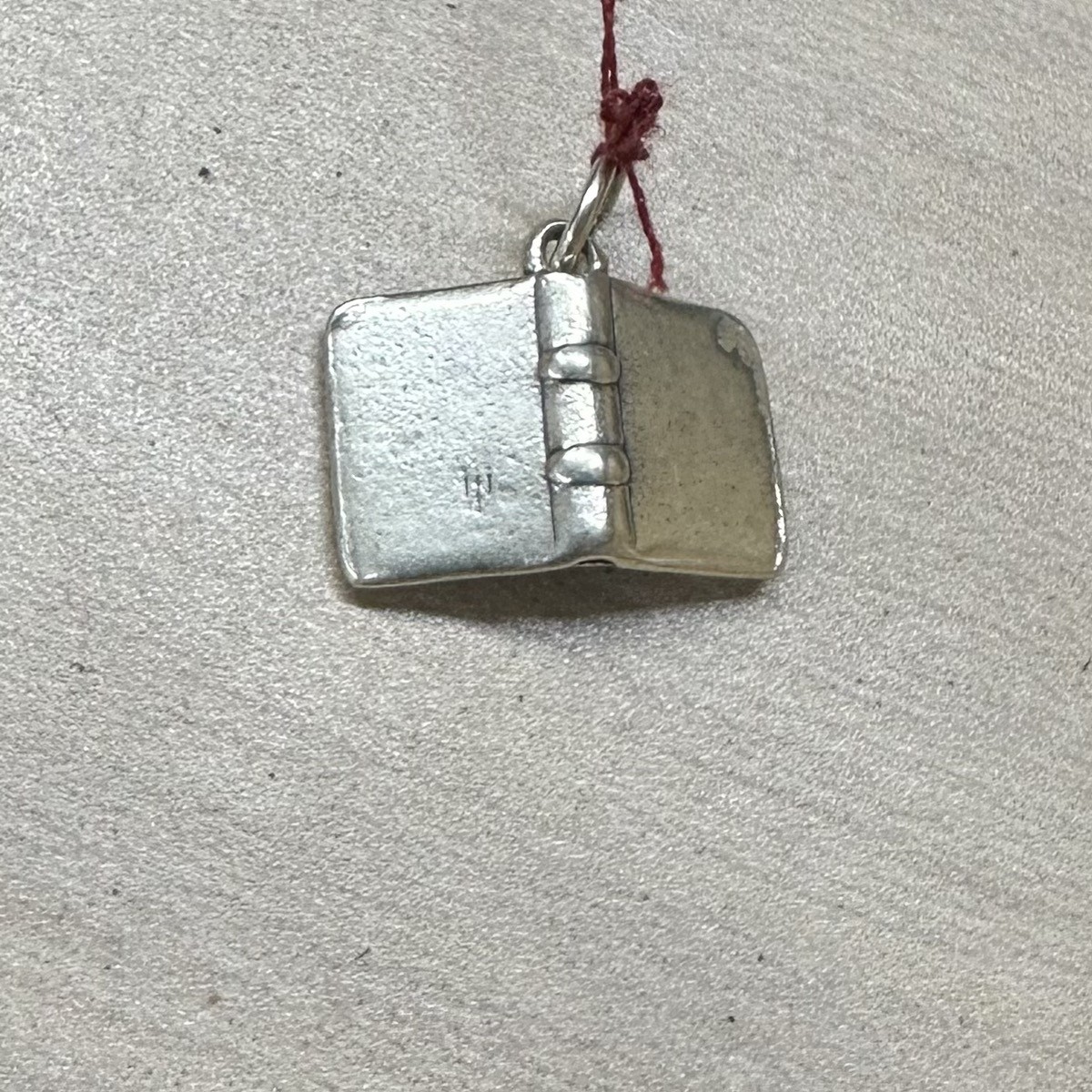 James Avery Sterling Silver 925 Open Book Bracelet Charm (PPT000617)