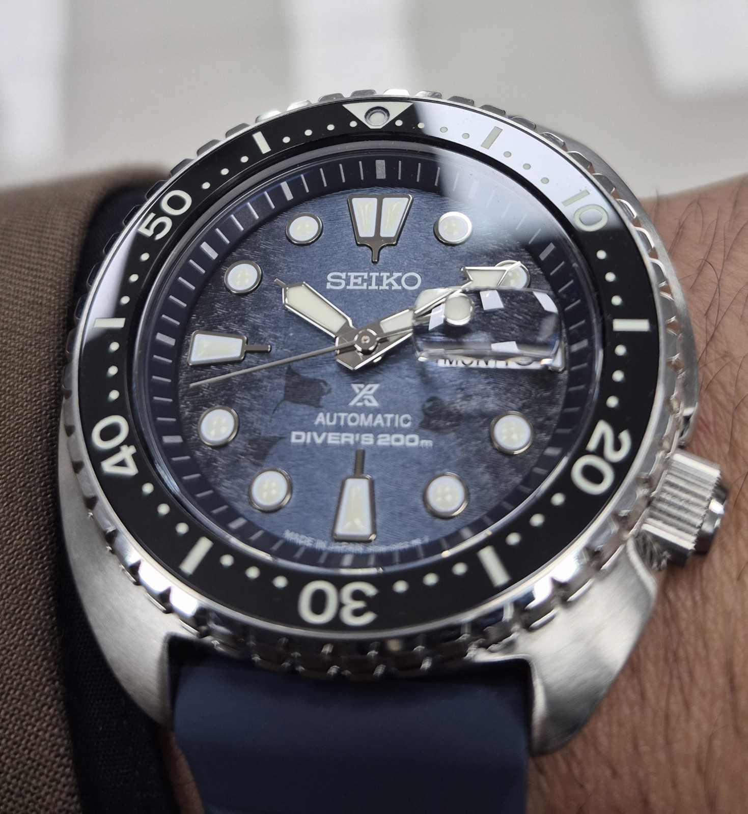 Seiko Prospex Automatic Diver 200m Blue Dial Day/Date Blue Rubber Strap Box