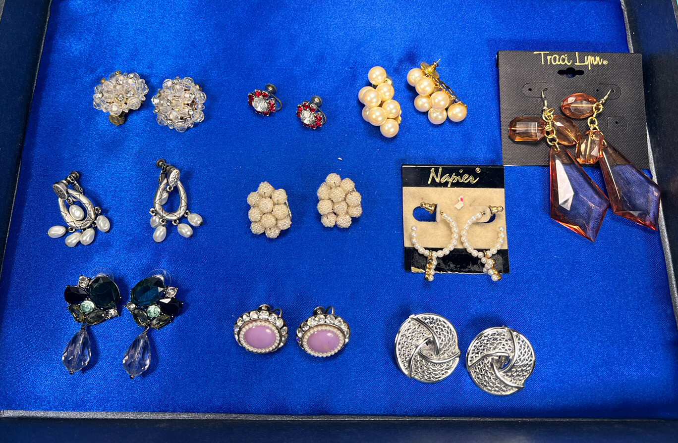 VTG Earring Lot Japan Napier X2 Tracy Lynn Sarah Coventry & Unsigned EstateC563