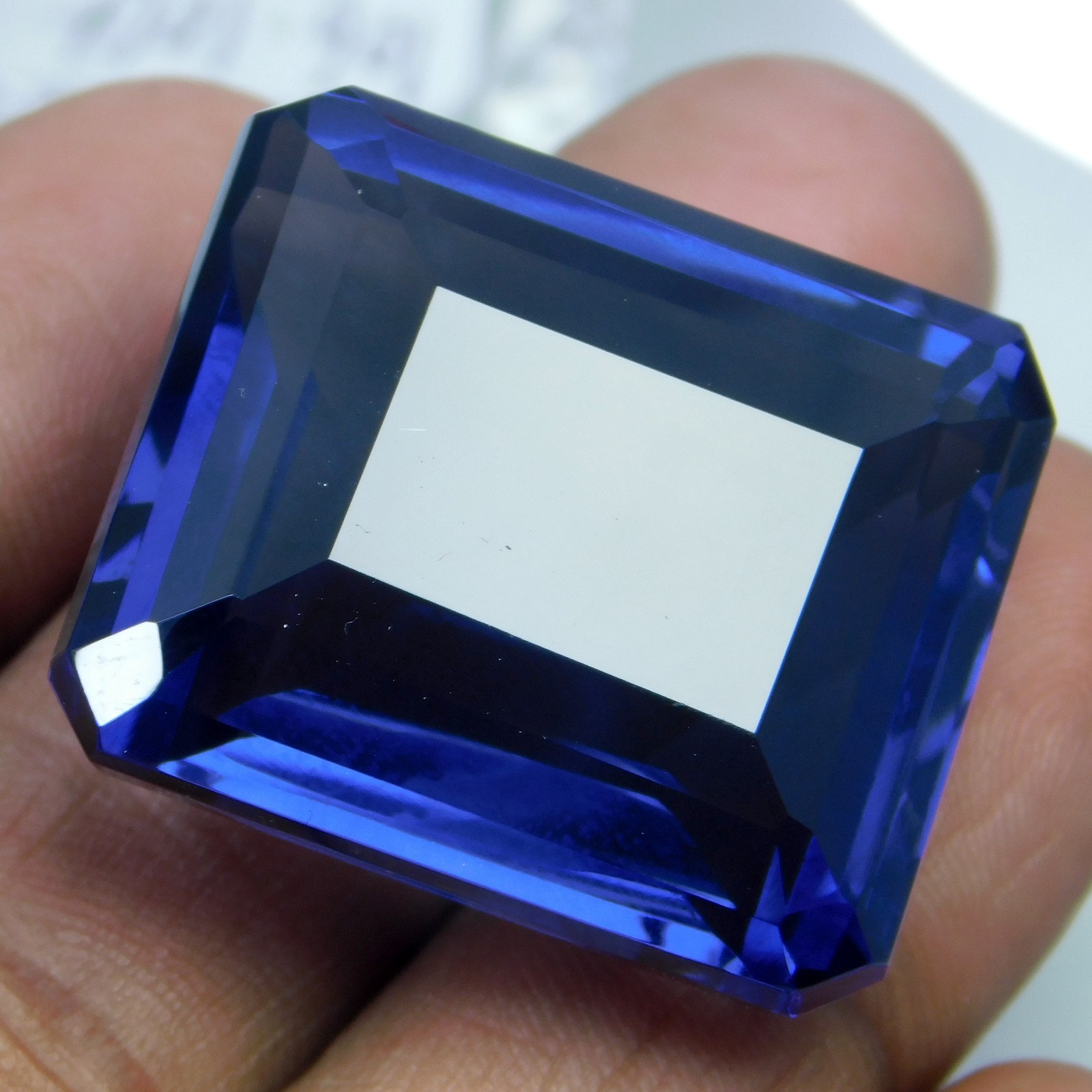 Certified 102.90 Ct Natural Blue Tanzanite Wonderful Gemstone From Tanzania