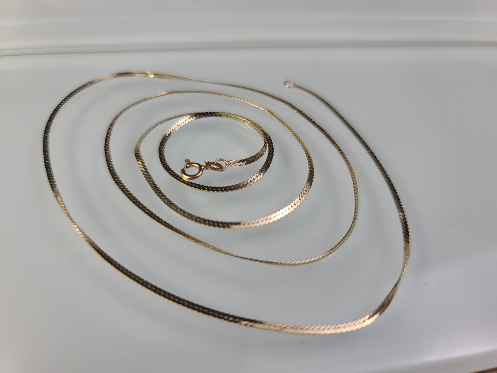14k Solid Yellow Gold Herringbone Chain Necklace 24″L x 1.3mm wide 2.8g