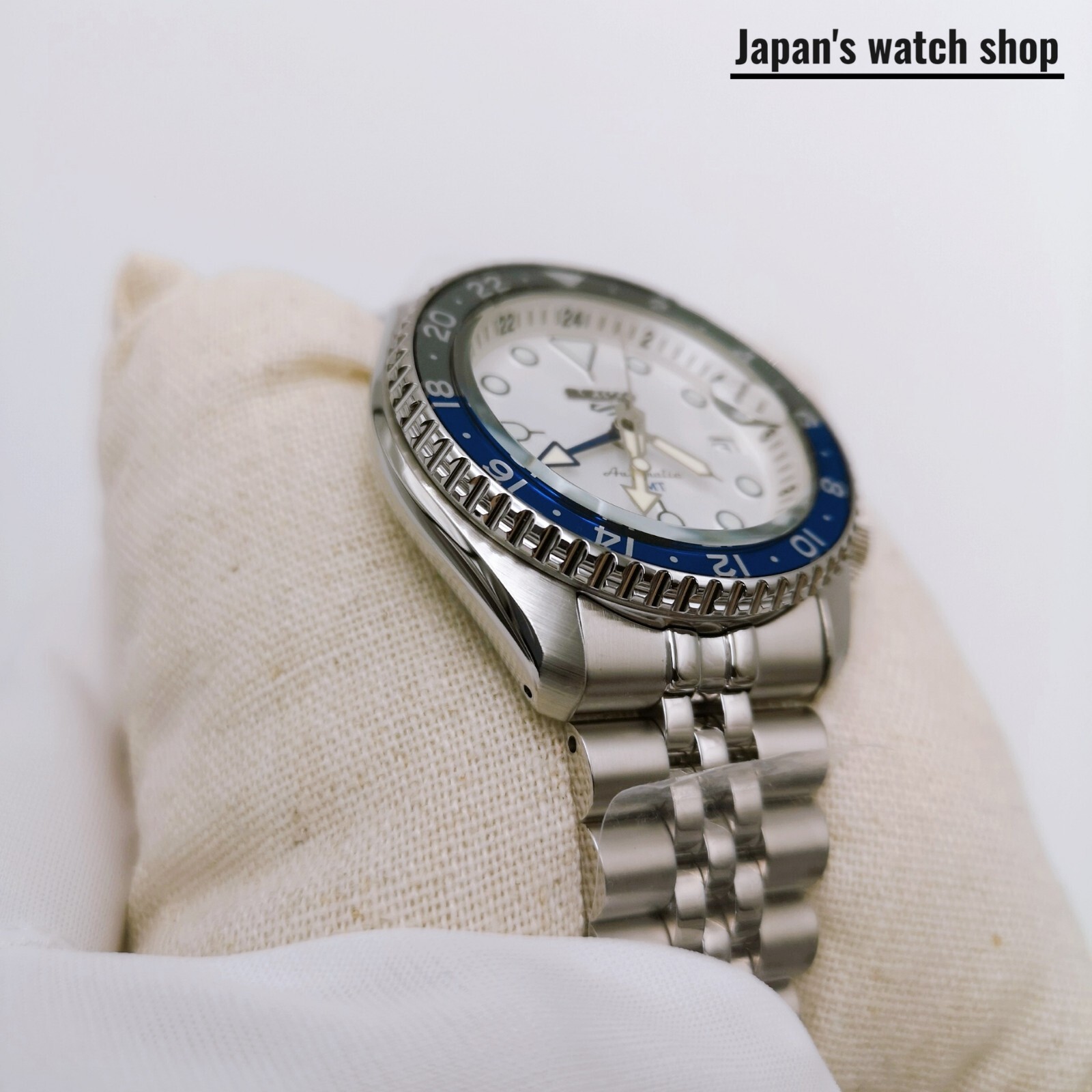 SEIKO 5 Sports SBSC017 White SKX Sports Style GMT Men’s Watch New in Box