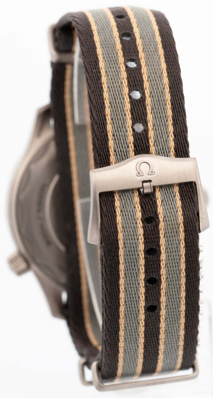 PAPERS Omega Seamaster 007 Bond Titanium BROWN 42mm 210.92.42.20.01.001 BOX