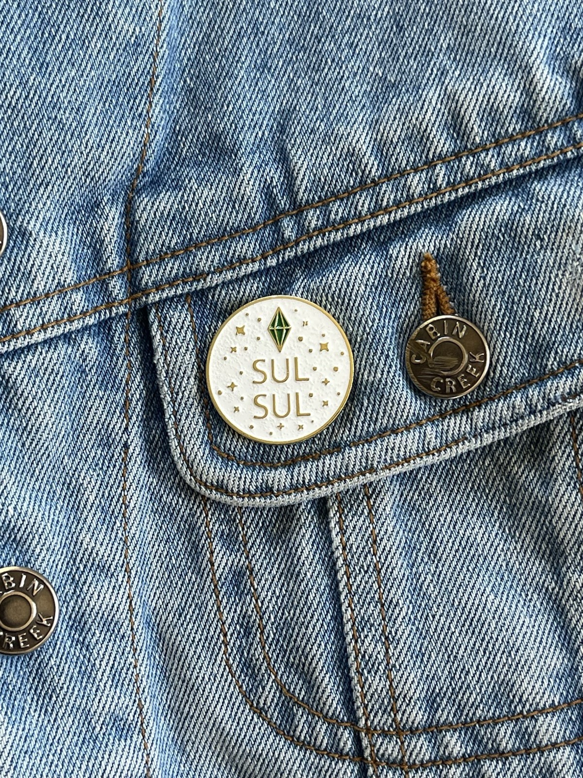 The Sims – “Sul Sul” Funny Simlish Video Games Gold Plated Glittery Enamel Pin